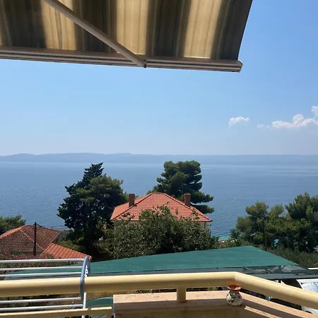 Summer Time Apartment